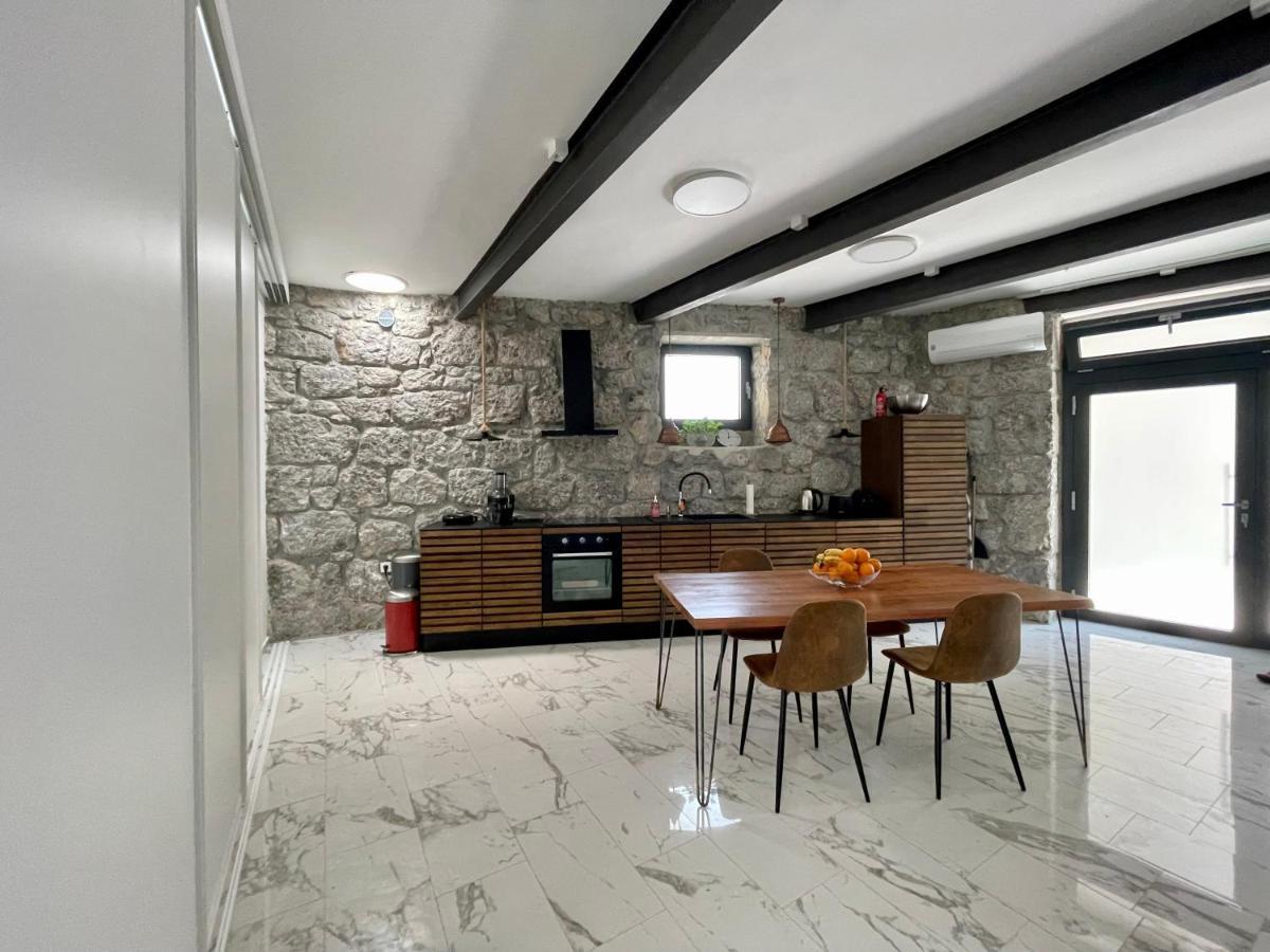 Artspace Location-Opatija-3 Bedroom House With Rooftop Garden By Beach Ngoại thất bức ảnh